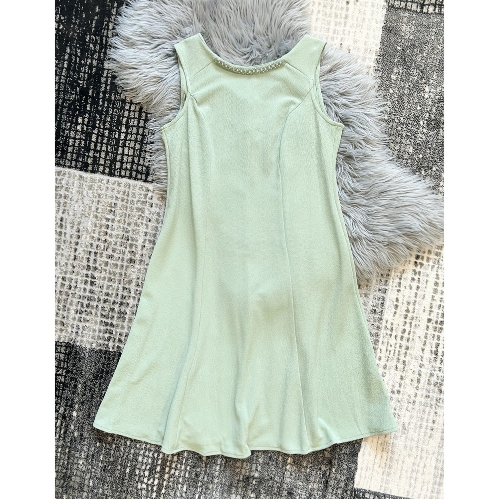 Maya Brooke Sage Sleeveless Pearl‎ Accented Crepe Dress Size 12